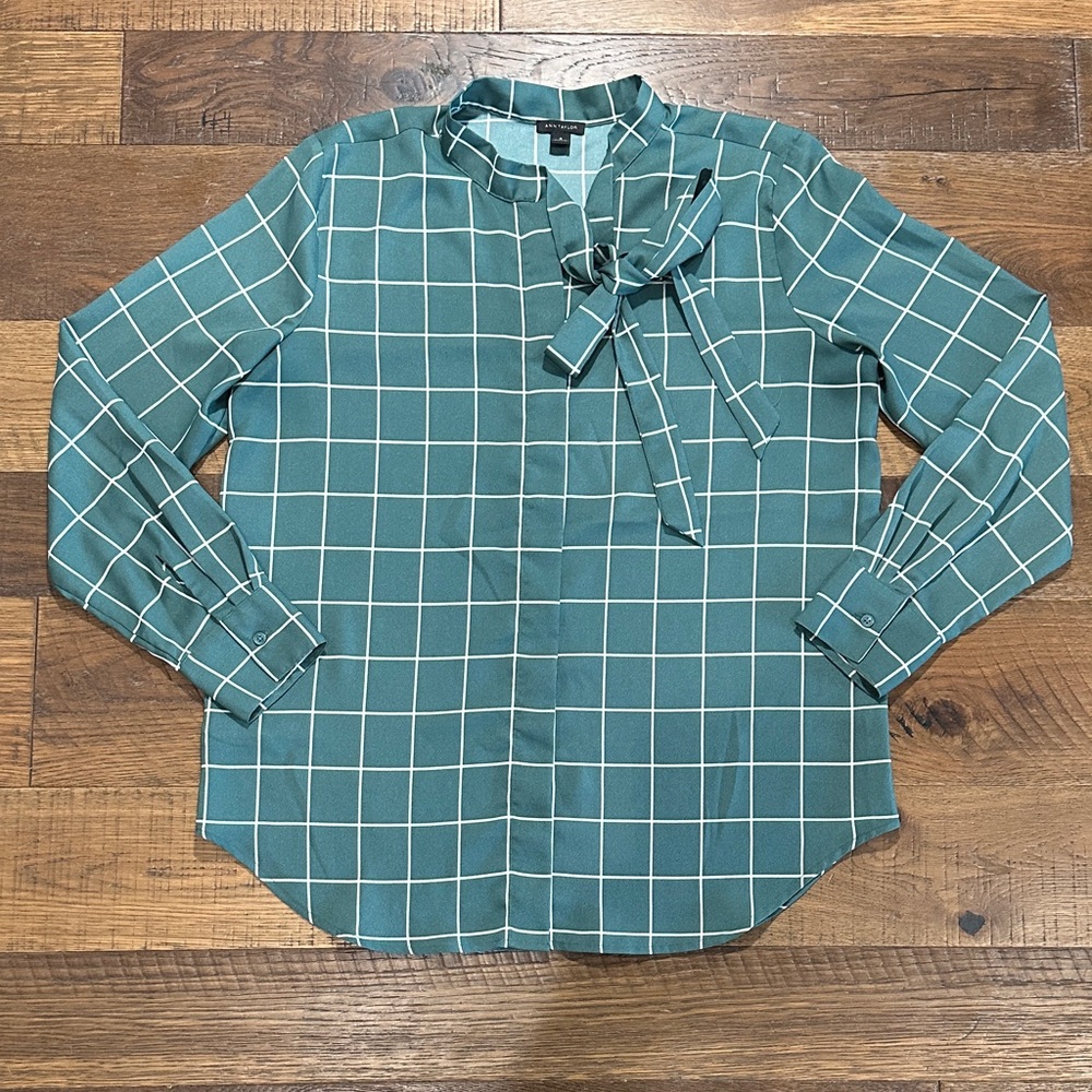 Ann Taylor Teal Plaid women’s  Button Down Shirt